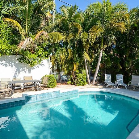 Canal 313 - Right In Siesta Key Village! Экстерьер фото