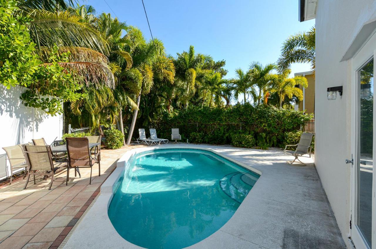 Canal 313 - Right In Siesta Key Village! Экстерьер фото